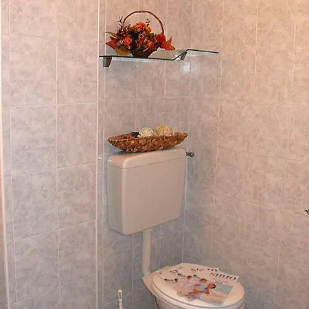 Candia Apartment