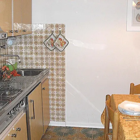 Candia Apartment